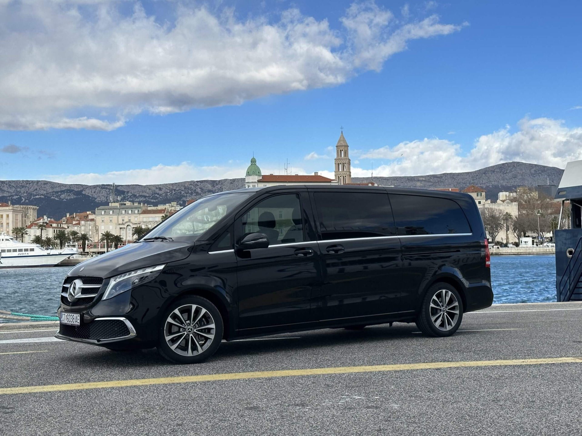 Mercedes V-Class on the Split waterfront